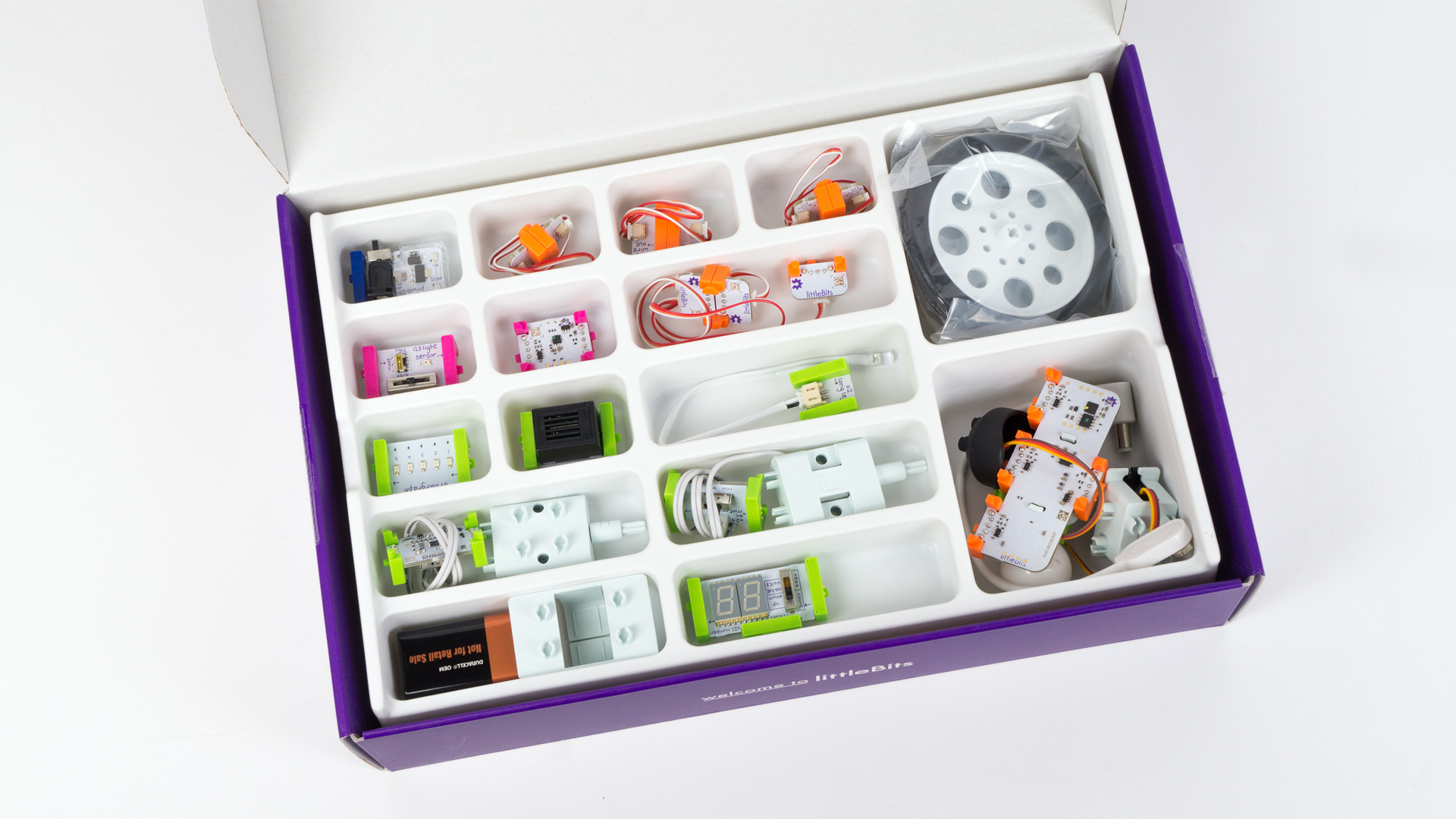 littlebits-space-rover-kit-content.jpg (476 KB)