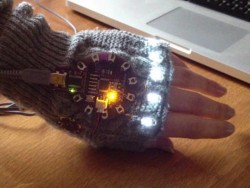 Arduino LilyPad - Thumbnail