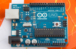 Arduino UNO Rev3 Geliştirme Kartı - Thumbnail