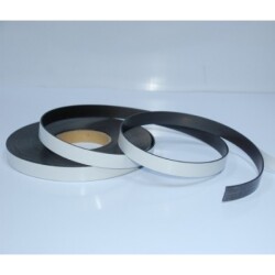 Çin - Arkası Çıkartmalı Şerit Mangnet - 2x20mm (15m)