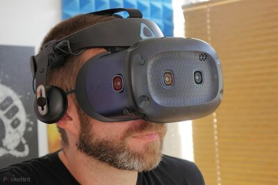 HTC Vive Cosmos Elite VR Set