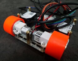 M1 Arduino Mini Sumo Robot Kiti - MONTAJLI, Genesis Robot Kontrol Kartı Temelli - Thumbnail