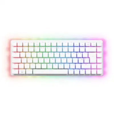 Raspberry Pi 500+ Masaüstü Set