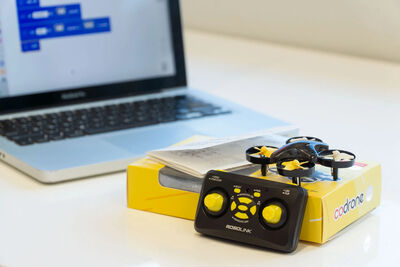 Robolink CoDrone Mini Programlanabilir Drone (Python, Blok Kodlama Desteği)