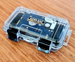 Super Bag SF-1580-S Küçük Boy Suya Dayanıklı Saklama Kutusu Süngerli - Thumbnail